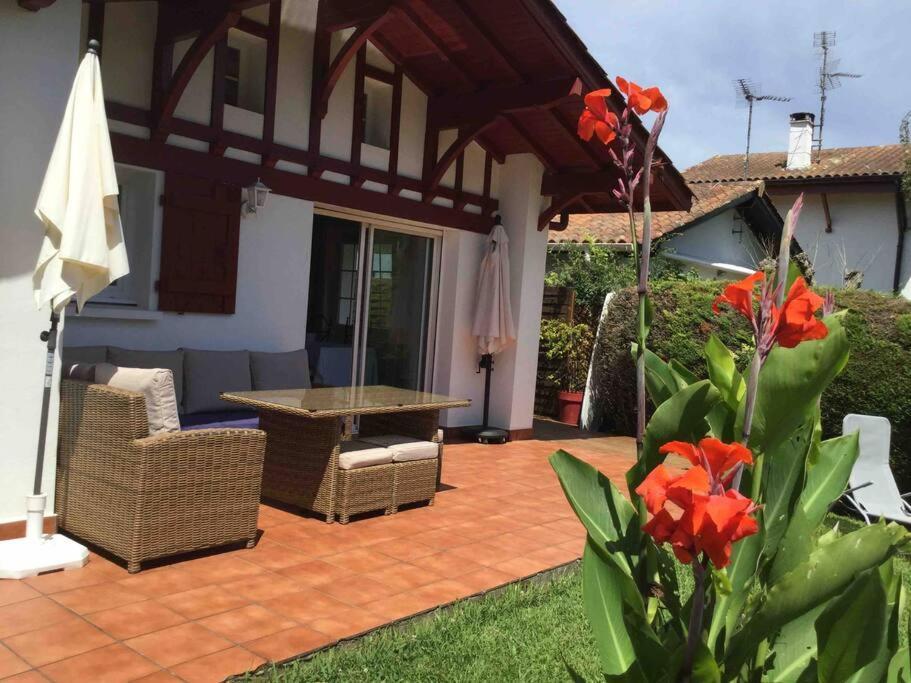 1Km Plage, Agreable Maison 6 Pers Classee 3* Hendaya Exterior foto